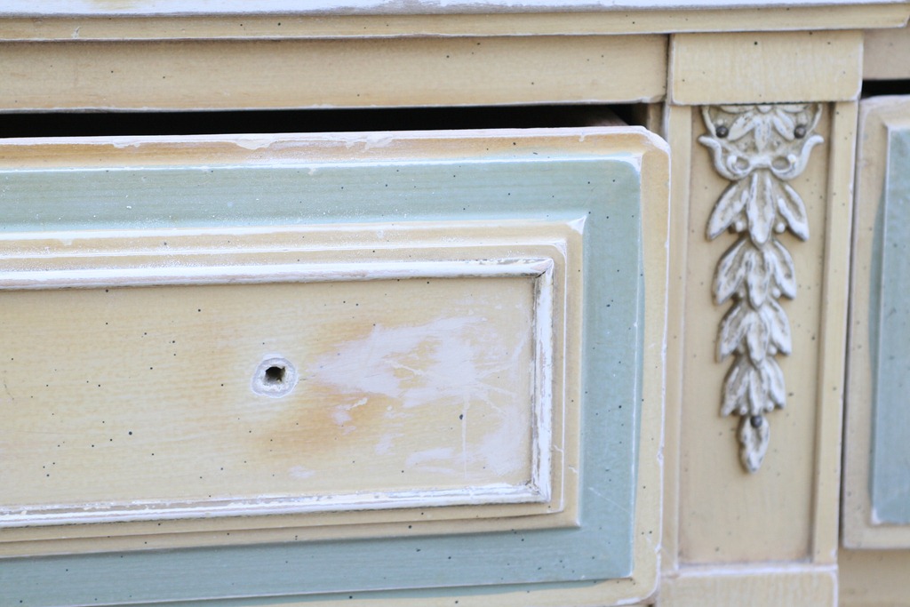 [cleaning, prepping, and sanding antique dresser (28)[5].jpg]