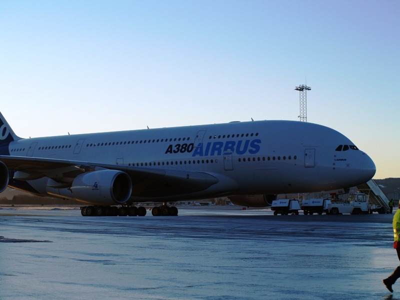 [A380-09[3].jpg]