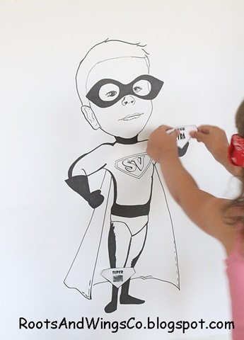 [pin the emblem on the super hero game[3].jpg]