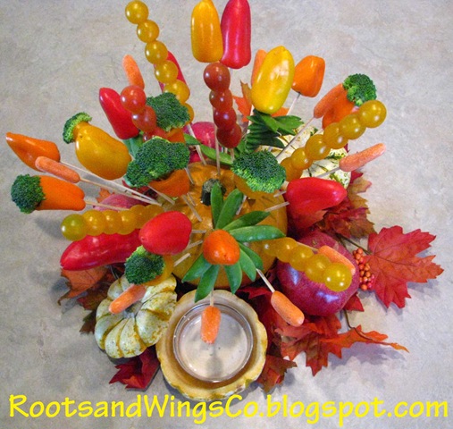 [Thanksgiving edible arrangement center piece[3].jpg]