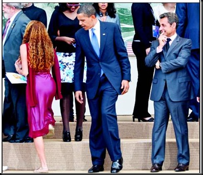 obama and sarcozy get mesmerized