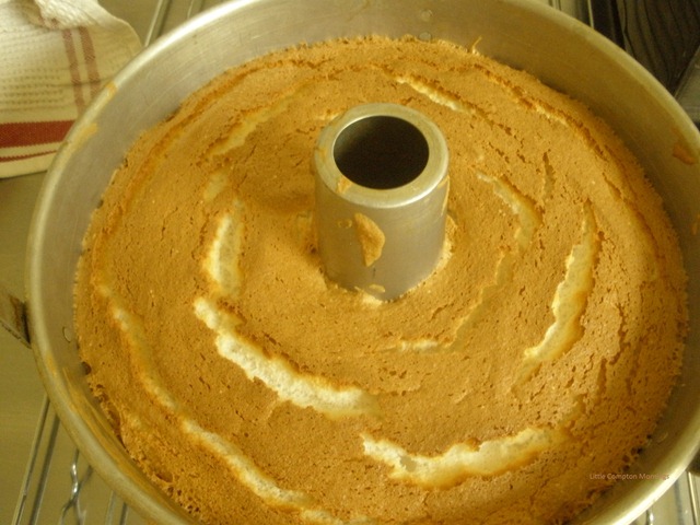 [Angel Food baked[4].jpg]
