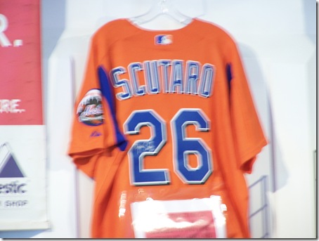 Marco Scutaro Signed Mets Jersey