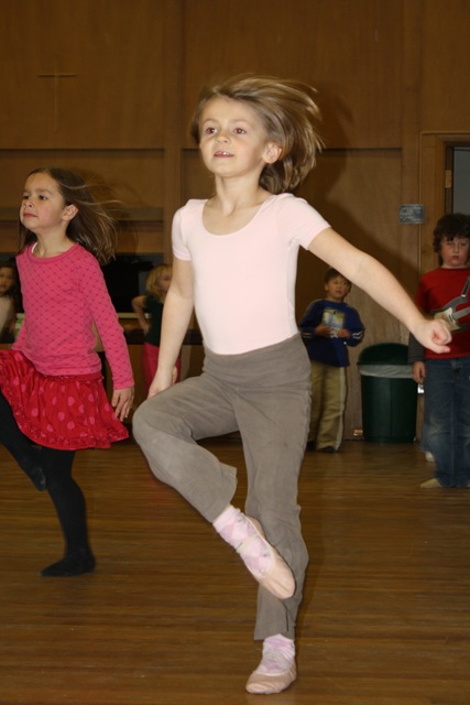 [dance2[4].jpg]