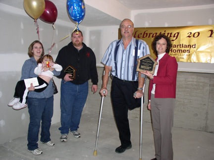 [2000_closing_2[2].jpg]
