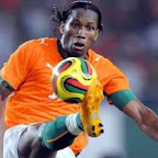 Un journal ivoirien estime que Drogba méritait le Ballon d’or africain 2007 mais pas celui de 2009