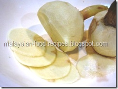 Chinese New Year Cookies Ngaku-Use peeler to get nice slices