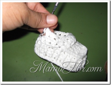 voy a ensenar a como elaborar un lindo zapatito tejido a base de hilo voy a ensenar a como elaborar un lindo zapatito tejido a base de hilo
