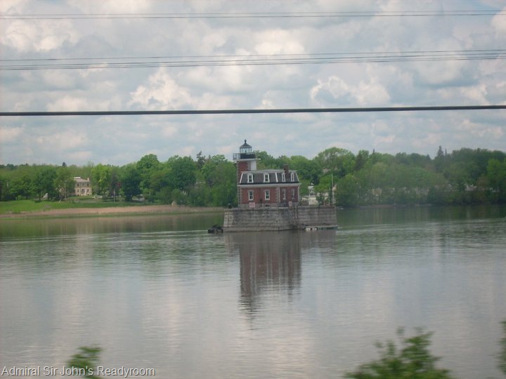 [Hudson_Lighthouse[2].jpg]