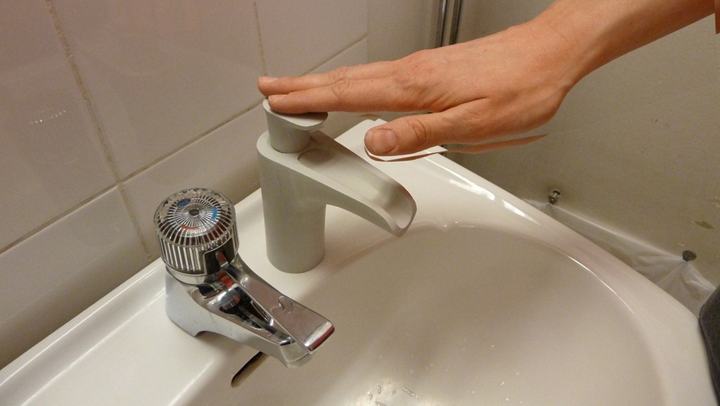 [2010-09-27-Clay-Modelling-and-Sink-0[4].jpg]