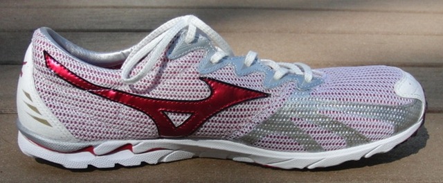 [Mizuno Wave Universe Medial[3].jpg]