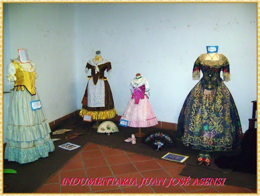 Exposiciones ,Jornadas Culturales. Falla Gran Via del Sur  2010-11