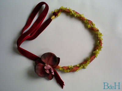 [Collar Jade-Grana_400x300[6].jpg]