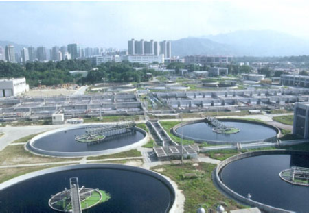 A secondary sewage treatment plant at Shek Wu Hui. epd.gov.hk