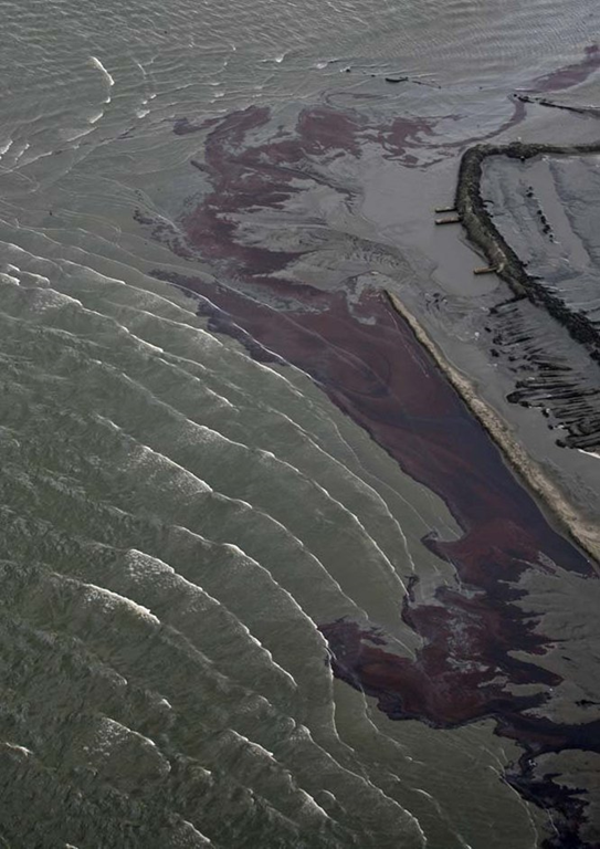 Heavy crude collects on the beach at Coup Abel Pass of the Grand Terre Islands as oil inundates Barataria Bay, even as oil continues to spew from the Deepwater Horizon spill into the Gulf of Mexico, Wednesday, June 2, 2010. PHOTO BY TED JACKSON / THE TIMES-PICAYUNE