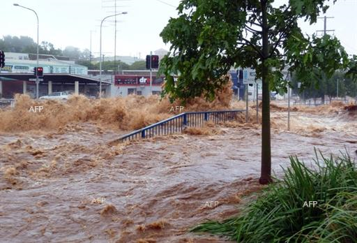 Flooding in Colombo. Renewed rains in Sri Lanka have flooded a large number of towns and villages and killed at least 13 people, officials said Saturday, 05 February 2011, cited by AFP. Heavy monsoon downpours have driven some 800,000 people out of their flooded homes and into state-run welfare centres or to stay with friends and relatives on higher ground, officials said. AFP / focus-fen.net