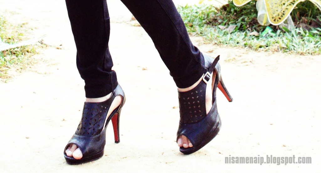 [heels[3].jpg]