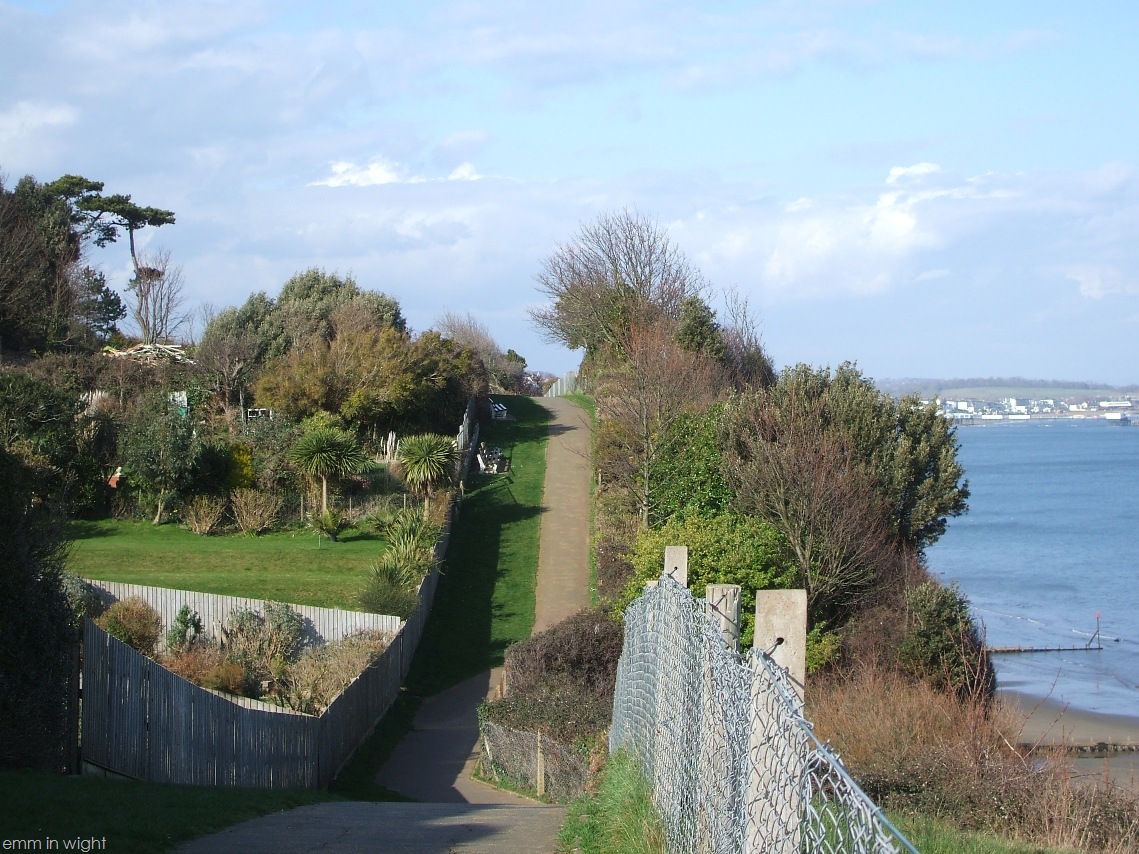 [ArrivingintheIsleofWight33.jpg]