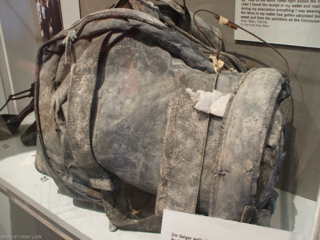 [Tribute WTC Visitor Center (8)[2].jpg]
