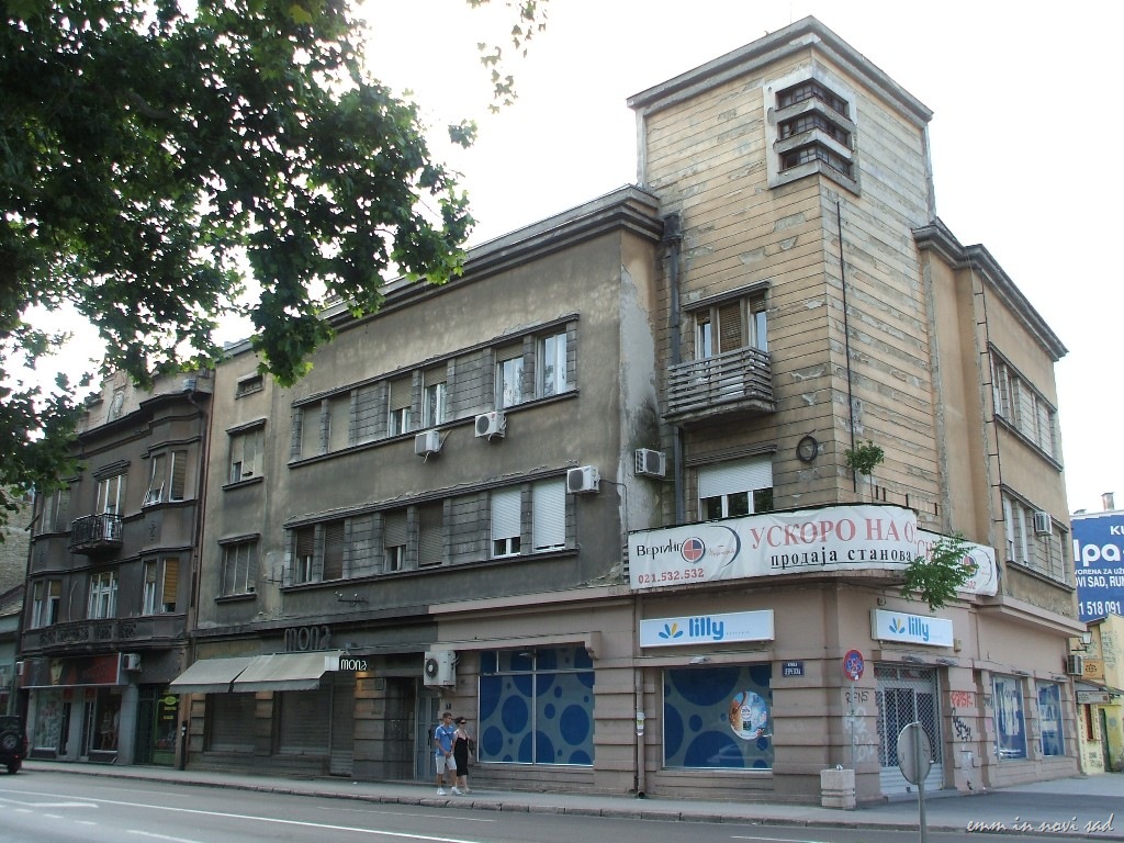 [Jevrejska Street, Novi Sad[2].jpg]