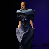 presentace nastavení 1 sec. ZIMA -PRINCEZNY finále Top Styl Designer 2006 UNIVERSE VERSE UNI -střih bezezbytku - společenský oděv