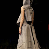 presentace nastavení 1 sec.ZIMA -PRINCEZNY finále Top Styl Designer 2006 UNIVERSE VERSE UNI -střih bezezbytku - společenský oděv