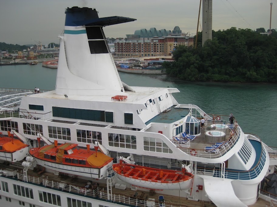 Круизная компания Discovery Cruise Line