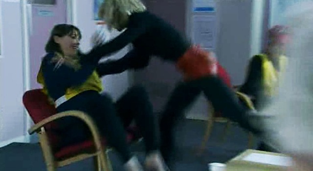 [May-17-2010-Becky-Tracy-fight[3].jpg]