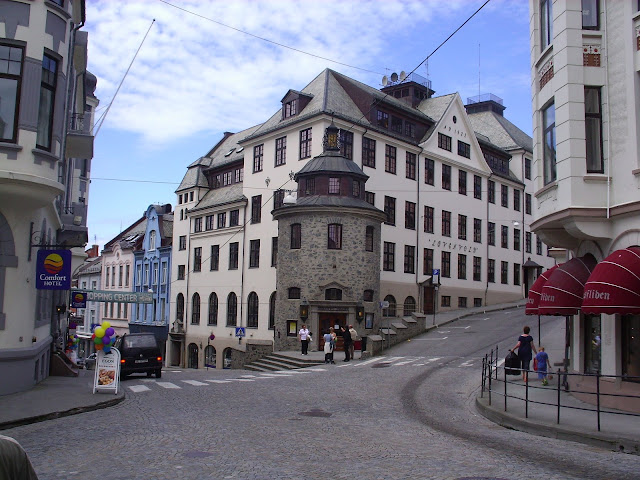 Norsko 247 Aalesund.jpg