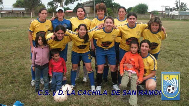 [lacachila copia[3].jpg]