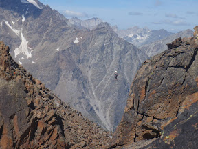 Pont nepal� de 90 m.
