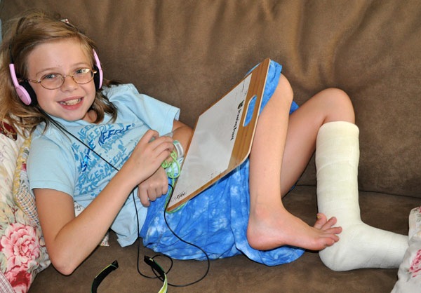 [ellen-leg[3].jpg]
