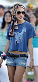Alessandra Ambrosio - Arizona crop tee