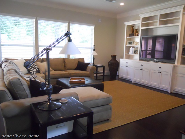 [LivingRoomJuly20100014.jpg]