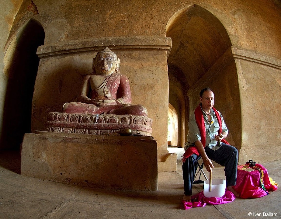 Tom singing in a temple Tom singing in a temple