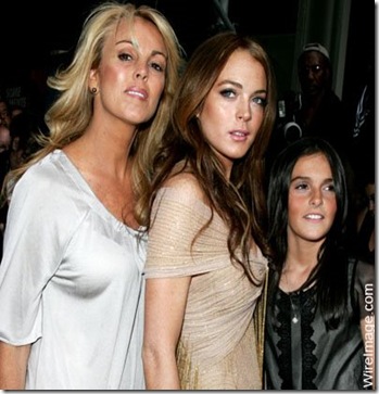 lindsay-mother-pic21-blogbritneyspears