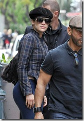 jennifer_Lopez_jeans_malcriadasperu--034df