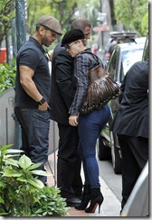 jennifer_Lopez_jeans_malcriadasperu--034