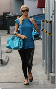 paris-hilton-110710-3