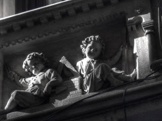 Portaferrisa, 11. Signos masones.