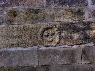 Signos masones y de gremios en la Catedral de Barcelona