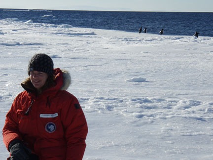 [Cass at the ice edge with Adelies behind her_small[10].jpg]