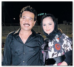 KHALID bersama Siti Nurhaliza