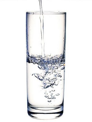 [glass_of_water[7].jpg]