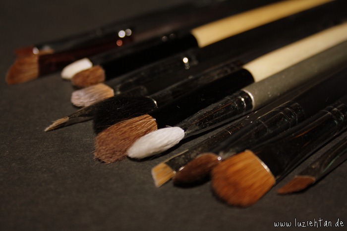 eyebrushes