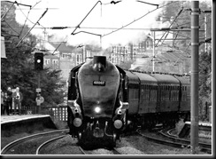 A4_class_loco_Sir_Nigel_Gresley_on_The_Heart_of_Midlothian_expressl_at_Durham.