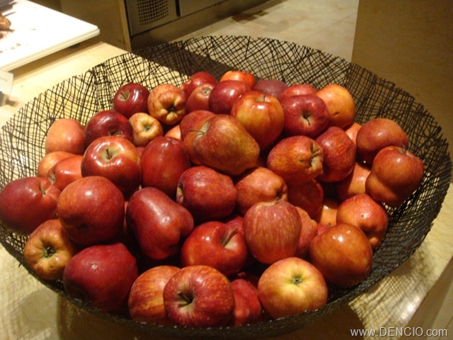 [M2M Morning to Midnight Buffet36[3].jpg]