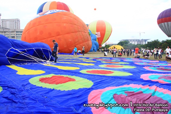 [Balloon_Fiesta09_07[4].jpg]