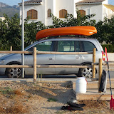 Descarregant el caiac... P1050390.JPG