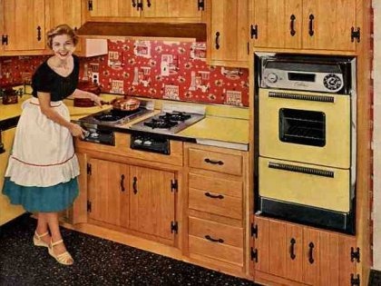 [1950s-kitchen[5].jpg]